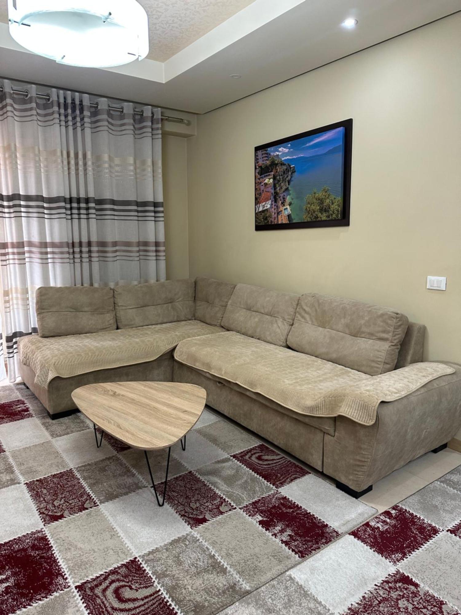 Kevin'S Apartment Delijorgj تيرانا المظهر الخارجي الصورة